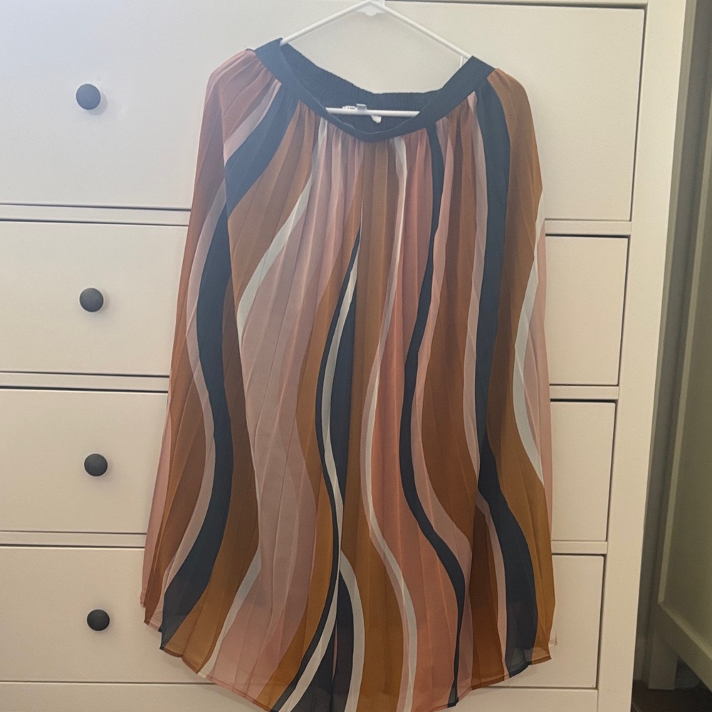 DR2 Pleated Wave-Stripe long Skirt in Brown and Pink